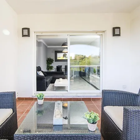 Dama De Noche Golf & Shopping Apartment
